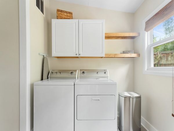 Charleston Home 1005942