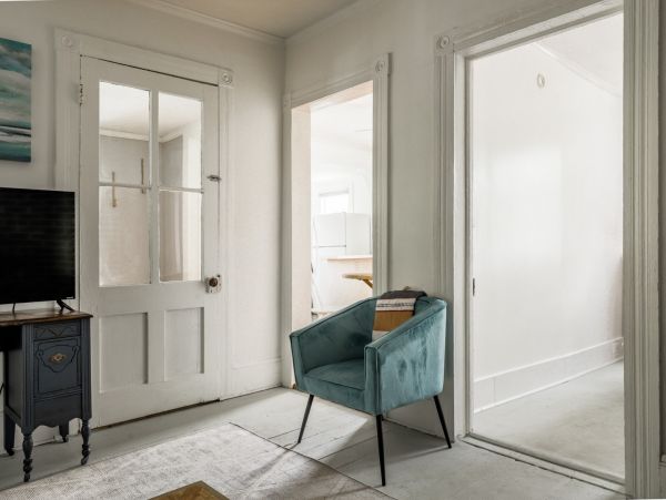 Charleston Home 1005944