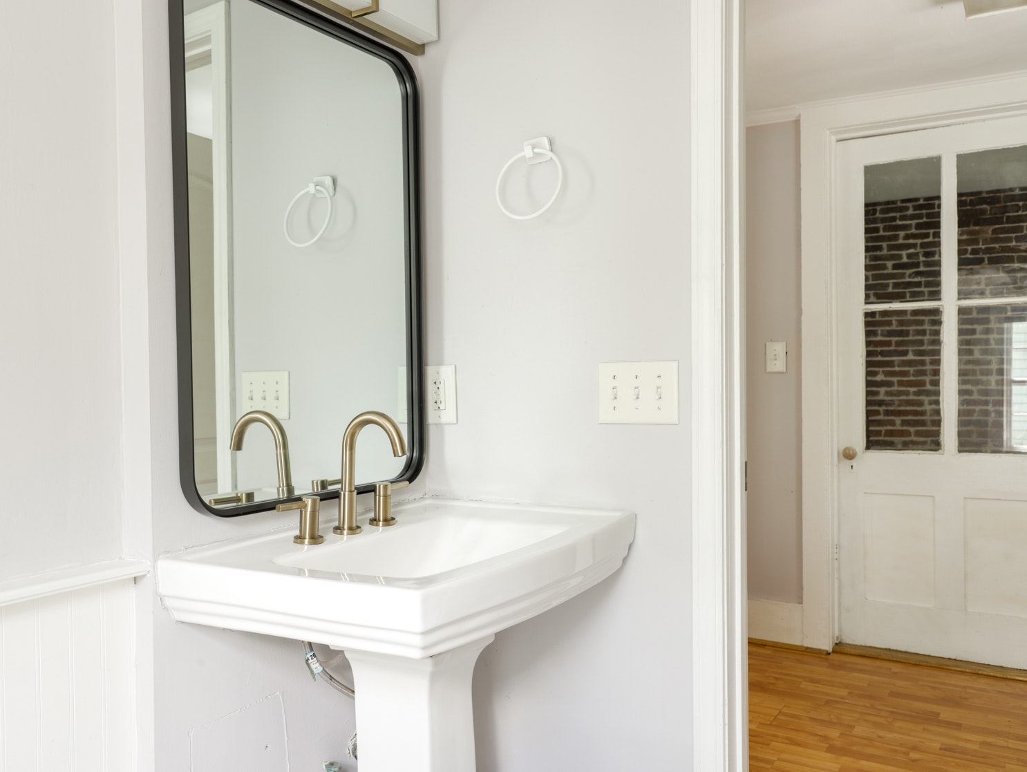 Charleston Home 1005944
