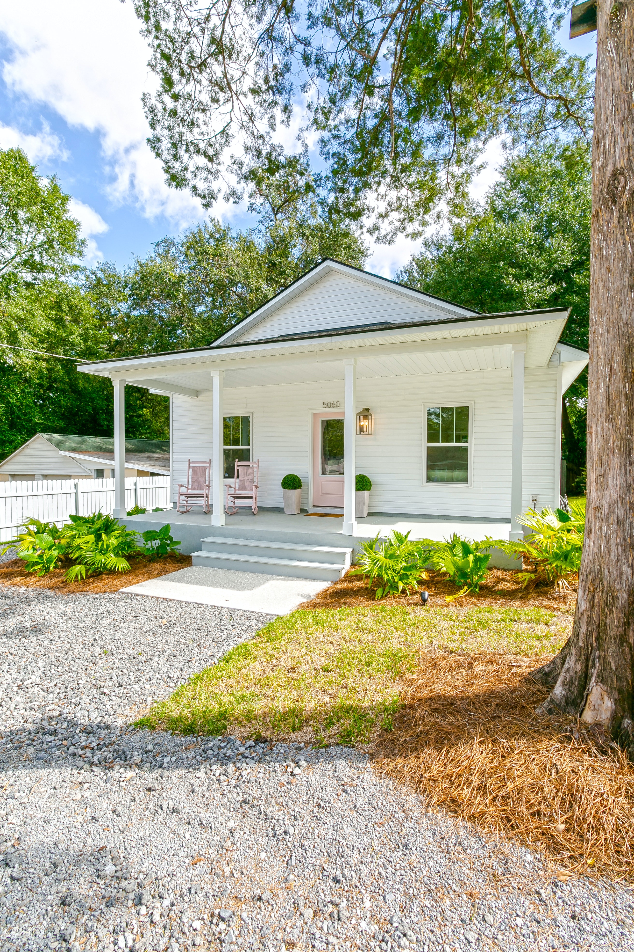 Charleston Home 1005945
