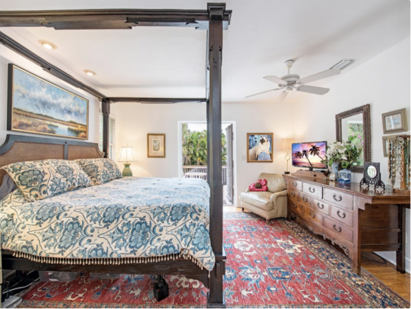 A Lovely Vacation Rental Home New Addition to Naples Market