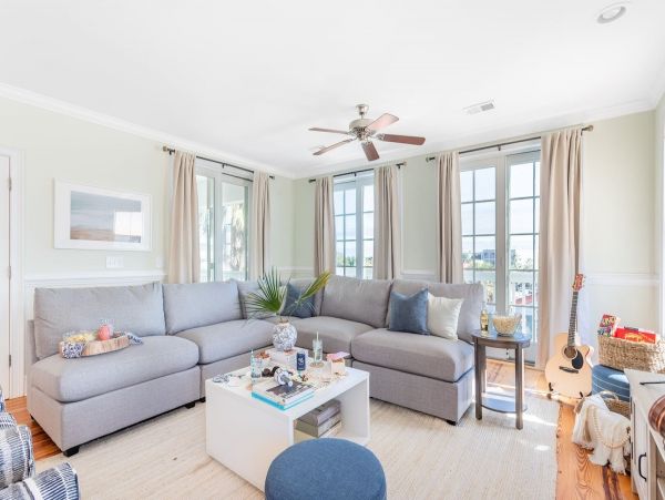 Beautiful 6 Bedroom Home in Isle of Palms Sleeps 14