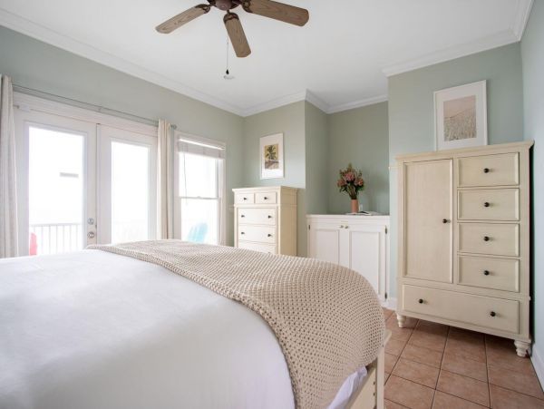 Folly Beach Home 1005954