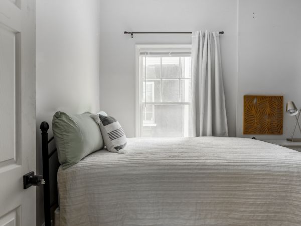 Charleston Home 1005958