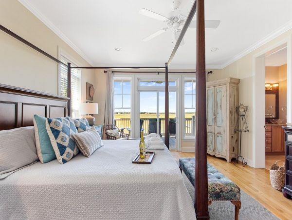 Folly Beach Home 1005962