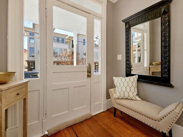 Charleston Home 1005966