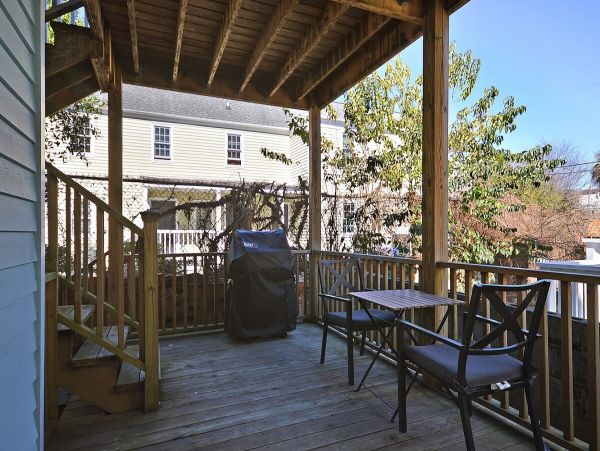 Charleston Home 1005966