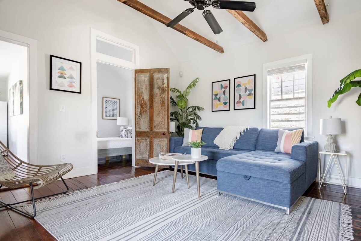 Charleston Home 1005969