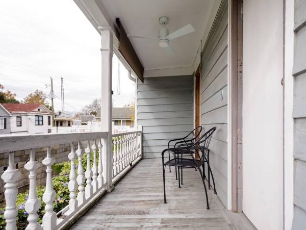 Charleston Home 1005969