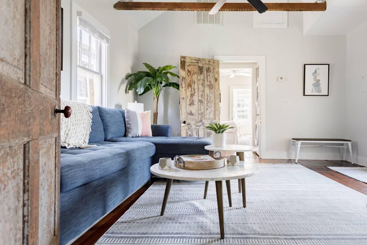 Charleston Home 1005969