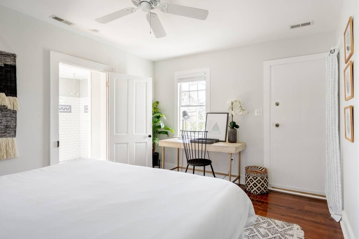 Charleston Home 1005969