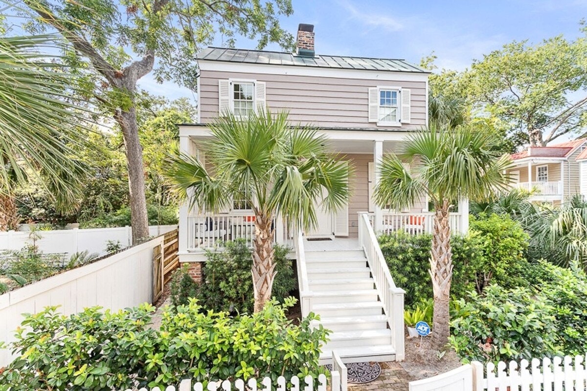 Charleston Home 1005972