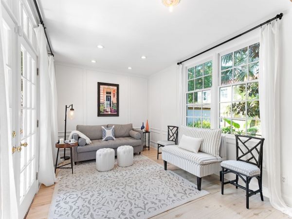 Charleston Home 1005972