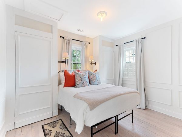 Charleston Home 1005972