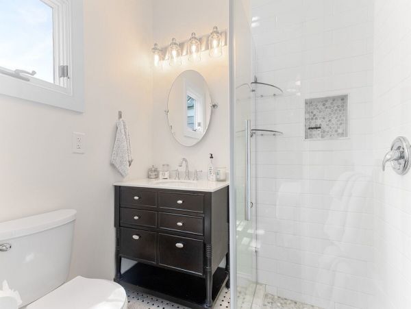 Charleston Home 1005972