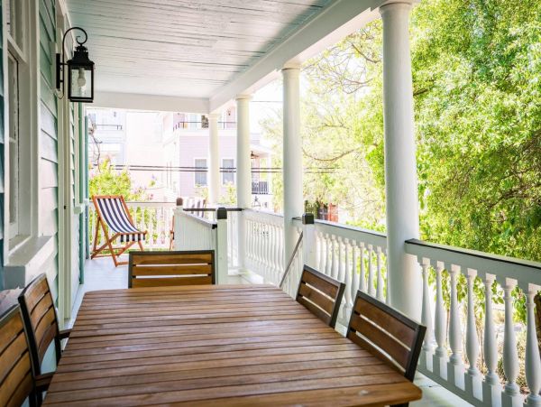 Charleston Home 1005973