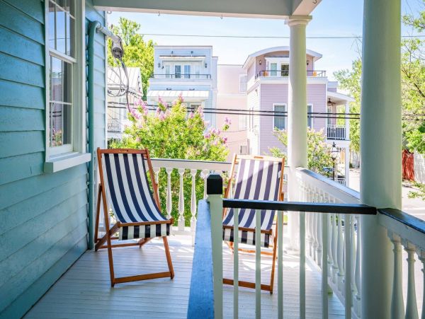 Charleston Home 1005973