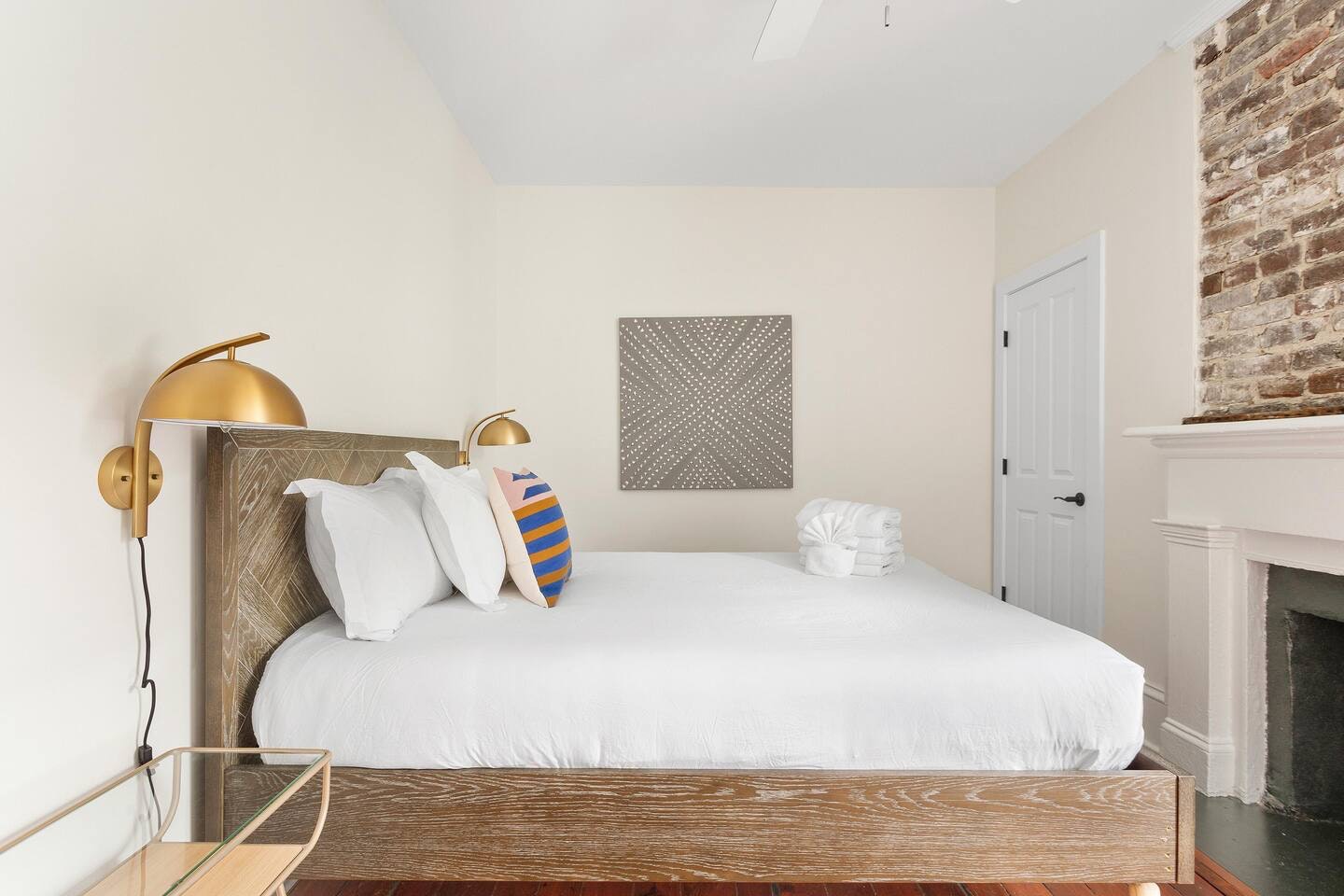 Charleston Home 1005973