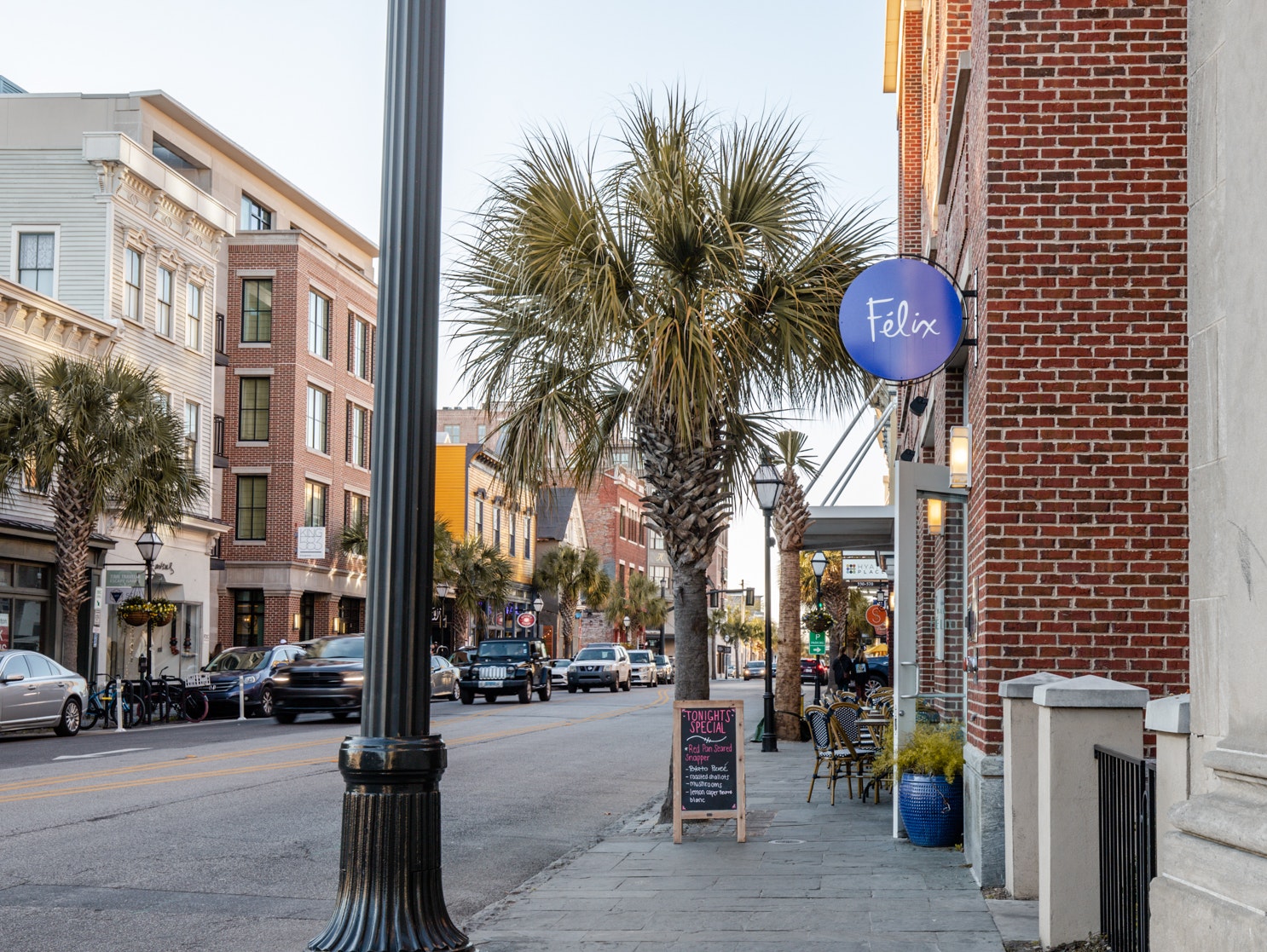 Charleston Home 1005976