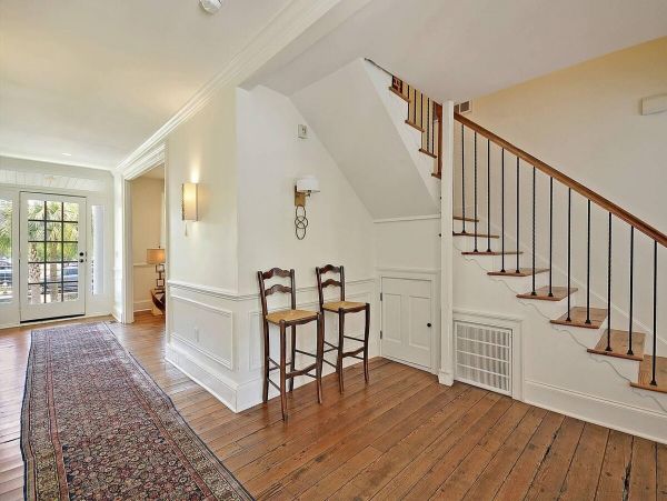 Charleston Home 1005977