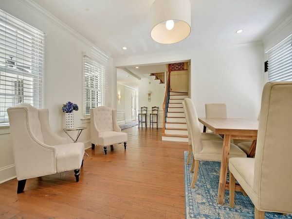 Charleston Home 1005977