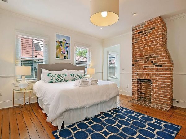 Charleston Home 1005977