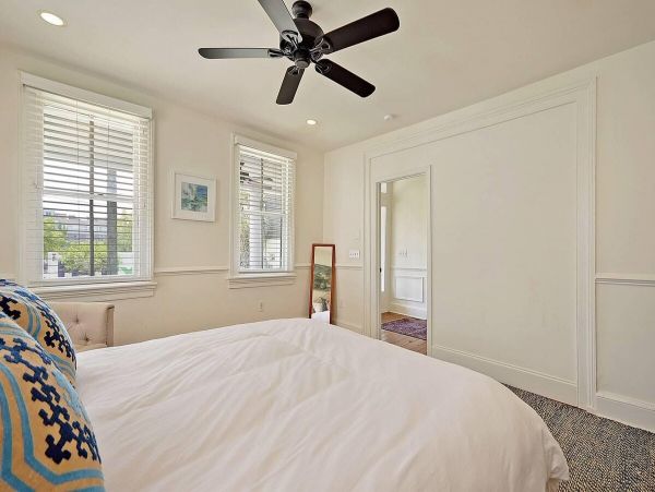Charleston Home 1005977