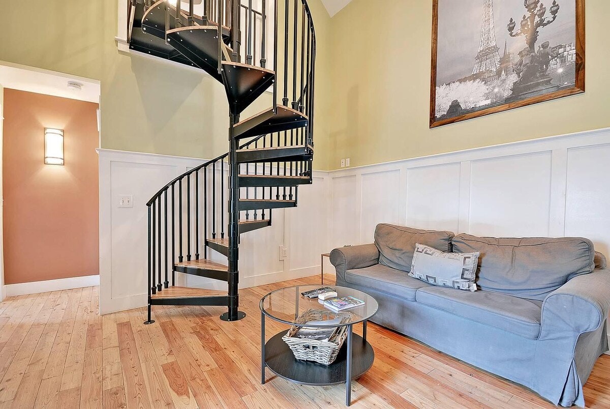 Charleston Home 1005977