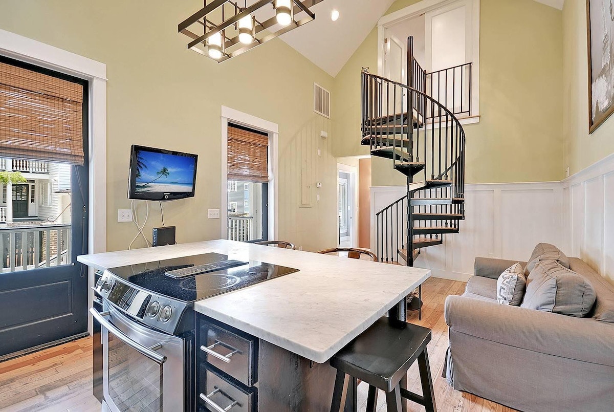 Charleston Home 1005977