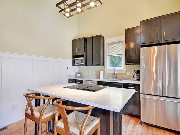 Charleston Home 1005977
