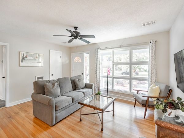 Charleston Home 1005978