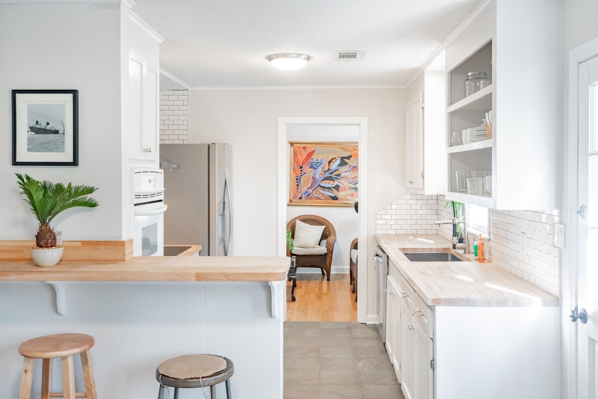 Charleston Home 1005978
