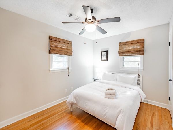 Charleston Home 1005978