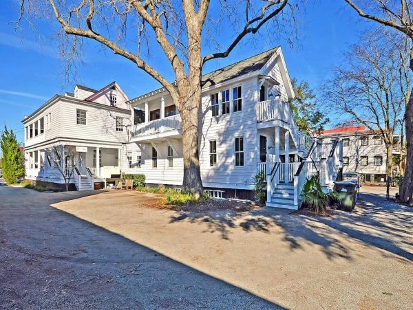 Charleston Home 1005983