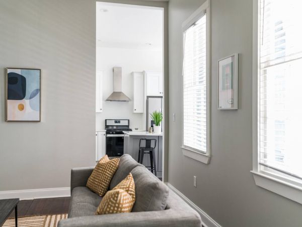Charleston Home 1005987