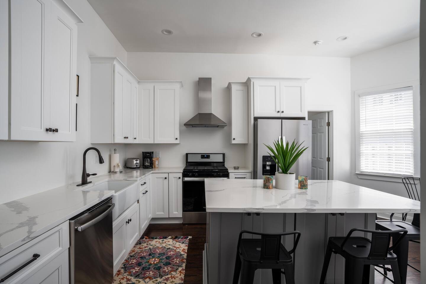 Charleston Home 1005987