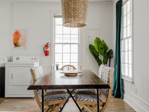 Charleston Home 1005988