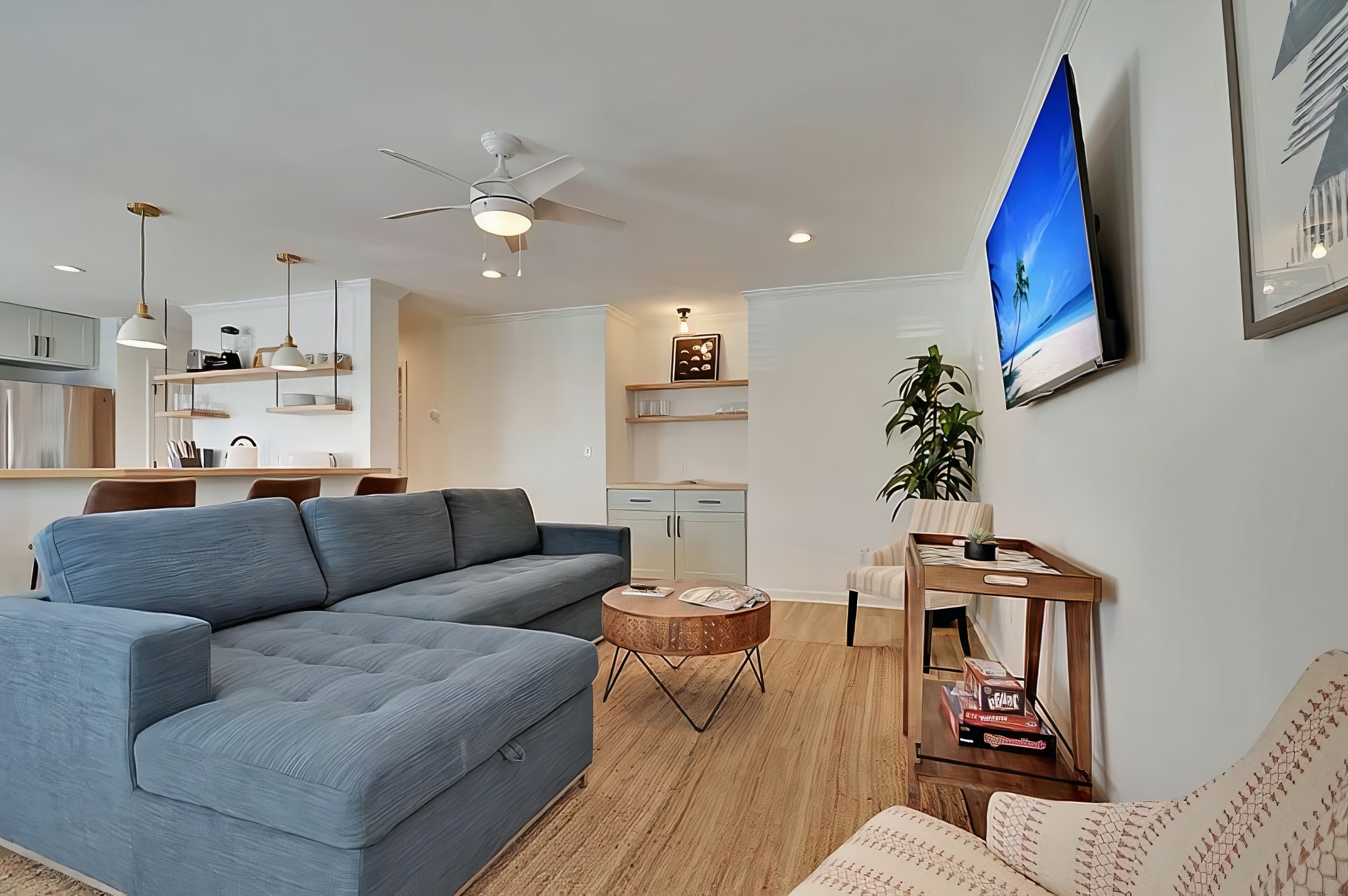 Charleston Home 1005994