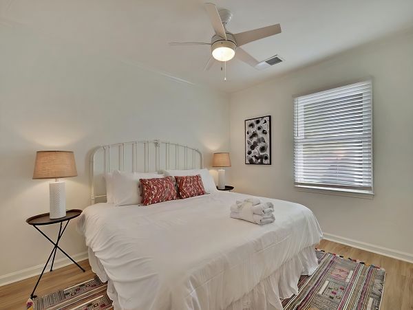 Charleston Home 1005994