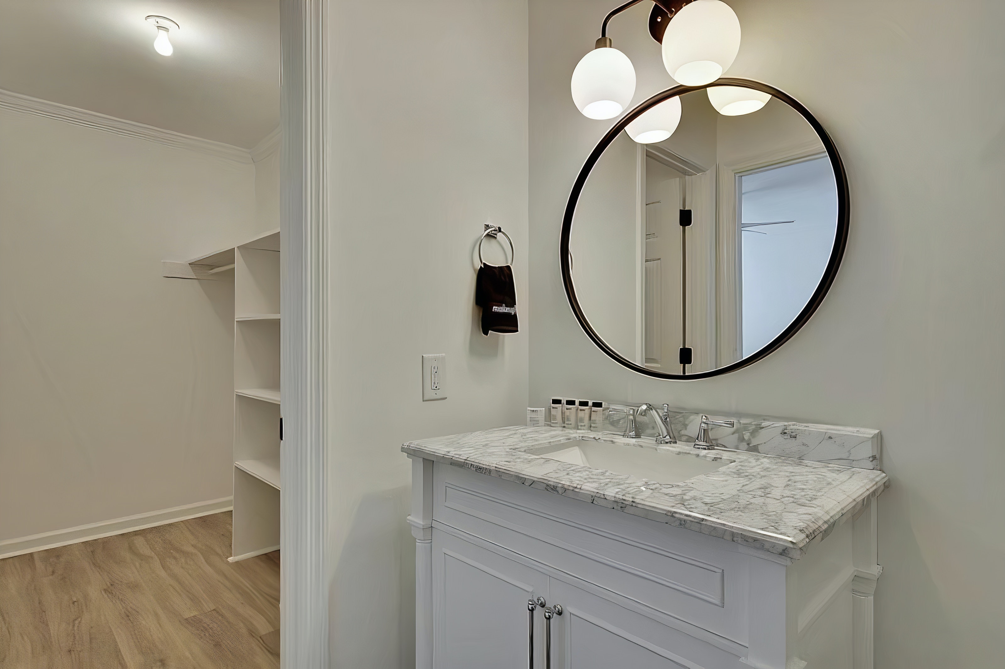 Charleston Home 1005994