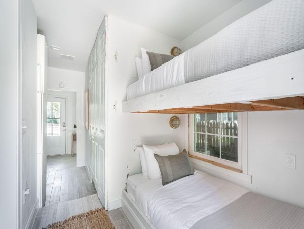 Five Bedroom Home with Spa & Game Room