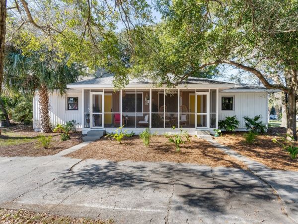 Folly Beach Home 1005998