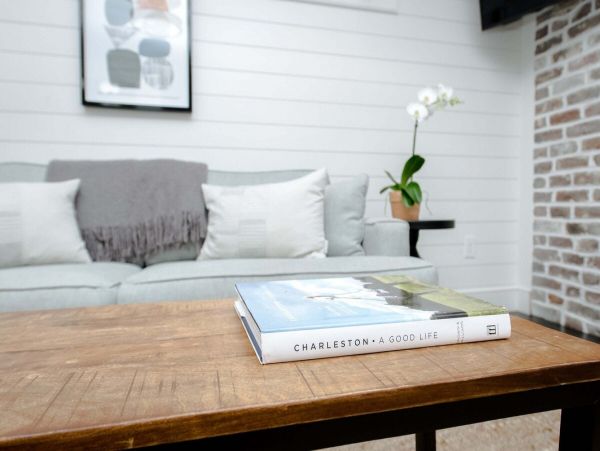 Charleston Home 1005999