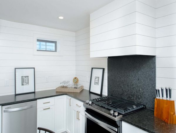 Charleston Home 1005999