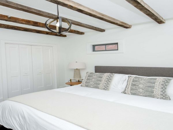 Charleston Home 1005999