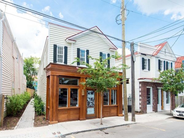 Charleston Home 1005999