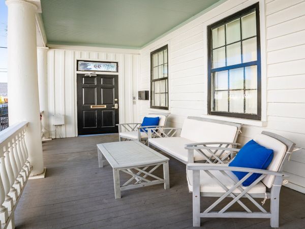 Charleston Home 1006002