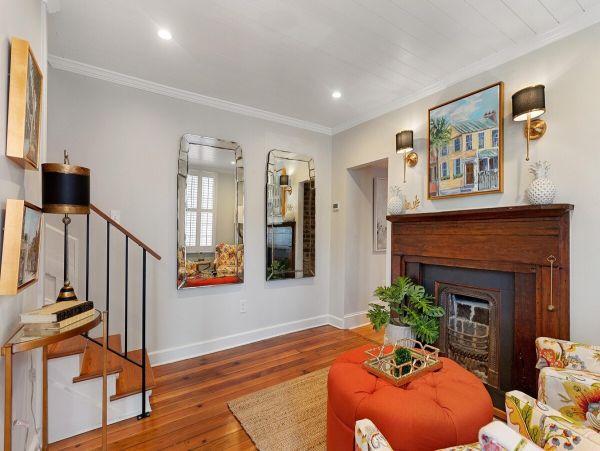 Charleston Home 1006003