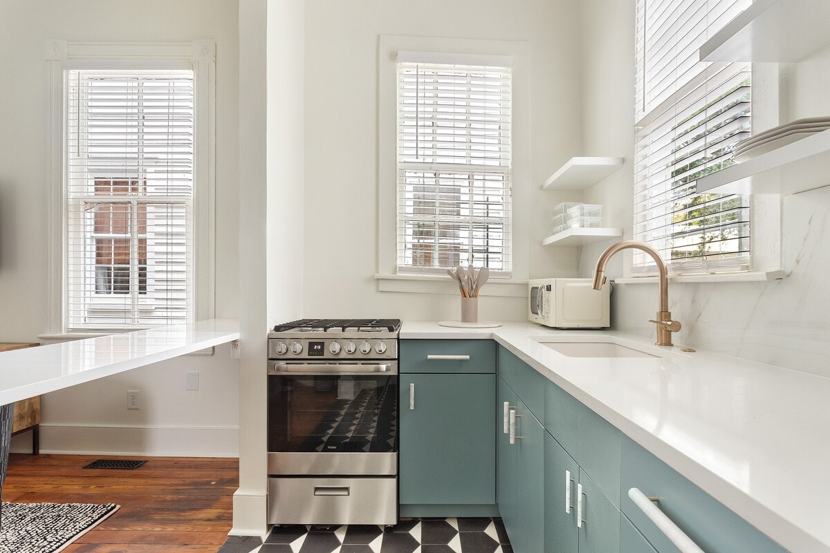 Charleston Home 1006009