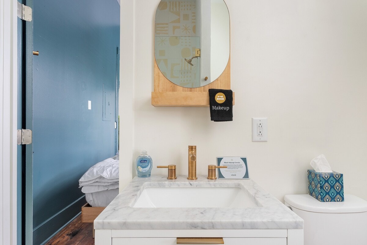 Charleston Home 1006009